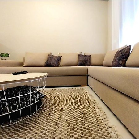 Cosy Appartement Proche De L'Aeroport Mohamed 5 Deroua المظهر الخارجي الصورة