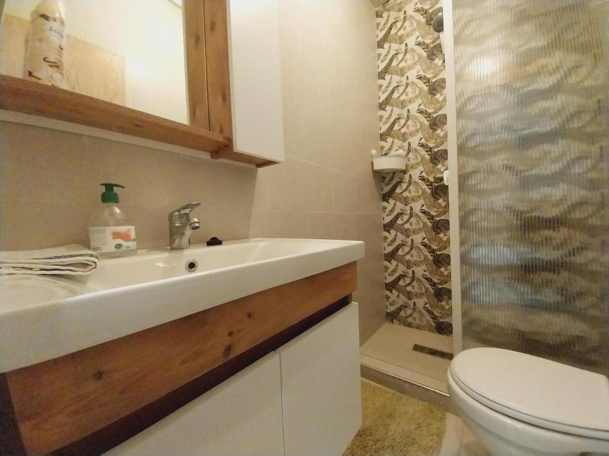 Cosy Appartement Proche De L'Aeroport Mohamed 5 Deroua المظهر الخارجي الصورة