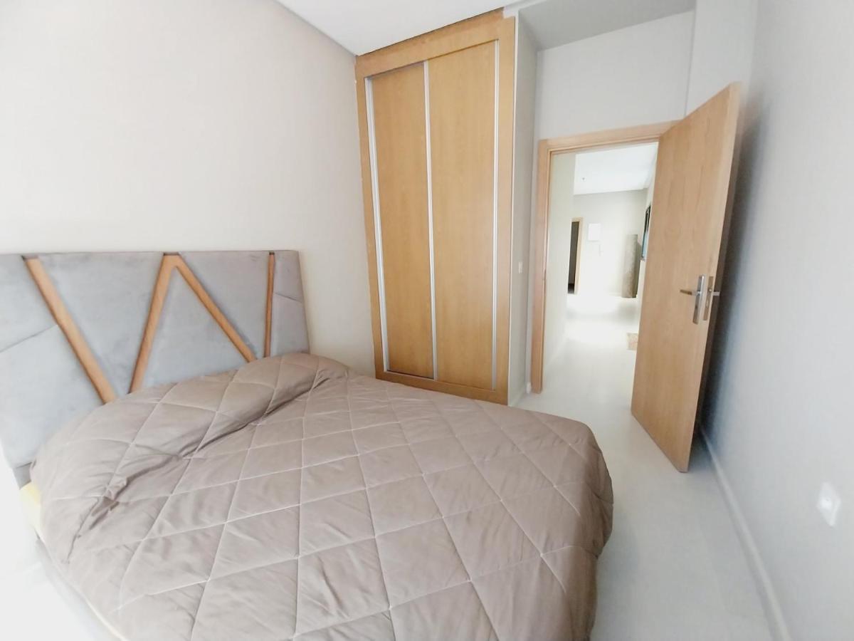 Cosy Appartement Proche De L'Aeroport Mohamed 5 Deroua المظهر الخارجي الصورة
