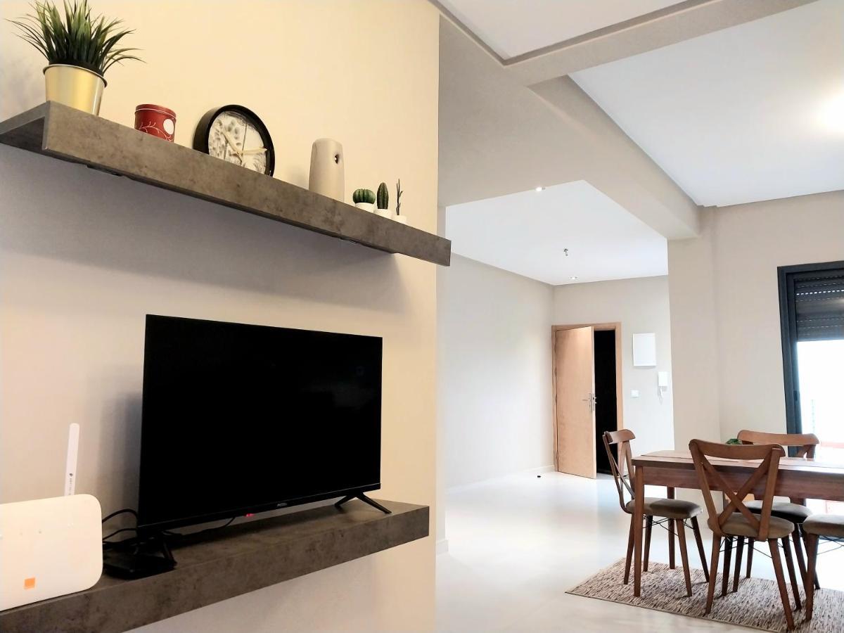 Cosy Appartement Proche De L'Aeroport Mohamed 5 Deroua المظهر الخارجي الصورة