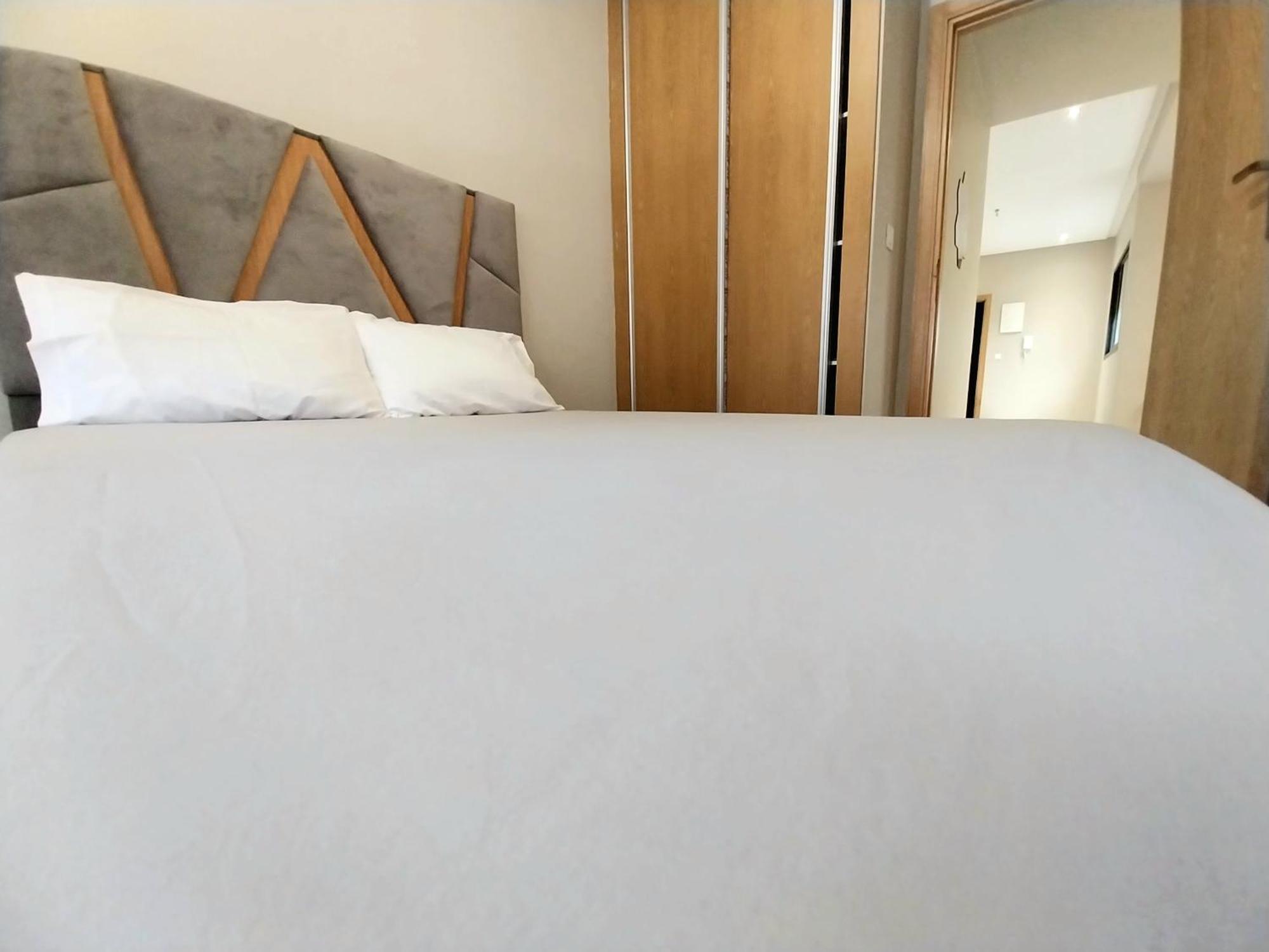 Cosy Appartement Proche De L'Aeroport Mohamed 5 Deroua المظهر الخارجي الصورة